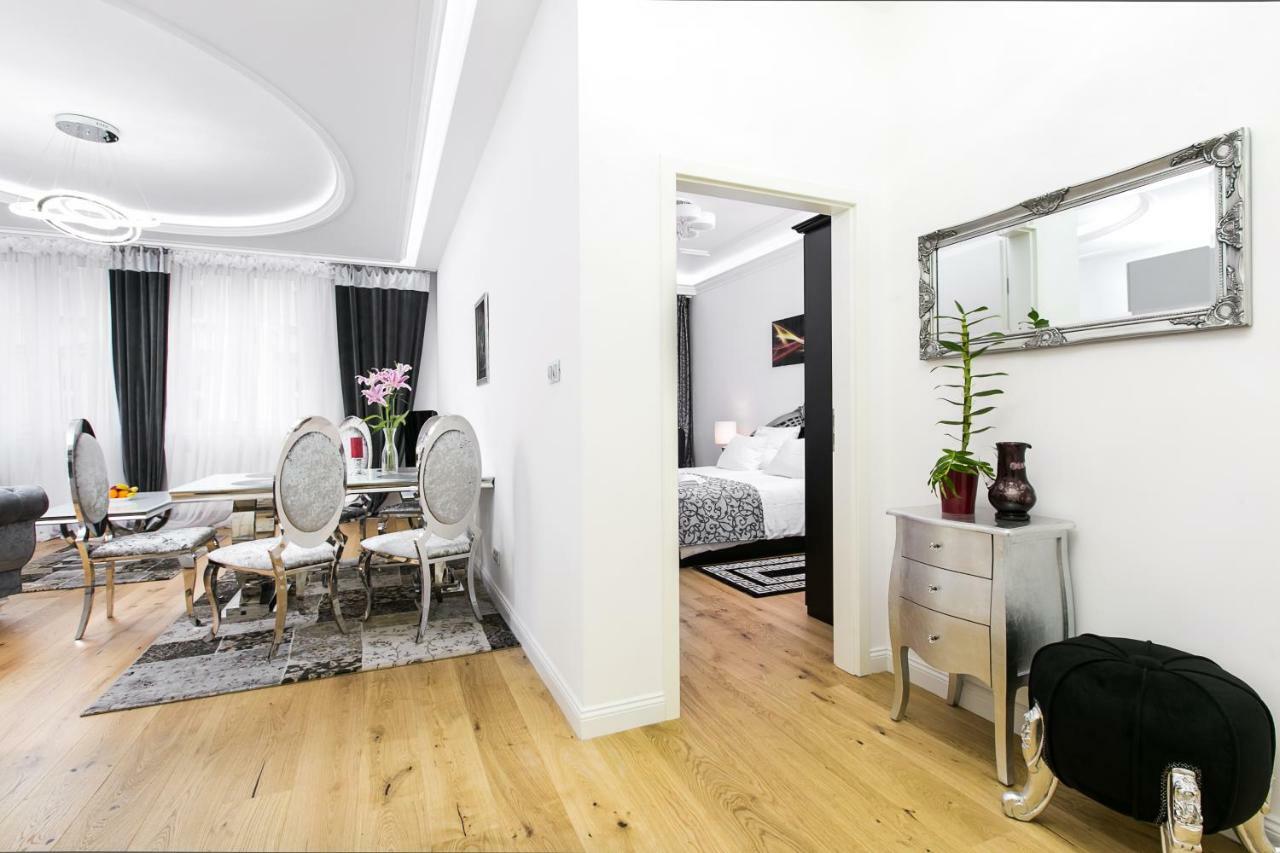 Old Town Cristal Apartment By Otium Krasków Exterior foto